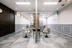 商業施設内リノベーション　ヘアーサロン | 鉄骨住宅や工場・施設なら丹波市の工務店「栄伸建設」