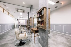 商業施設内リノベーション　ヘアーサロン | 鉄骨住宅や工場・施設なら丹波市の工務店「栄伸建設」