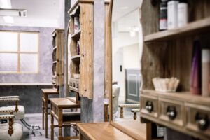 商業施設内リノベーション　ヘアーサロン | 鉄骨住宅や工場・施設なら丹波市の工務店「栄伸建設」