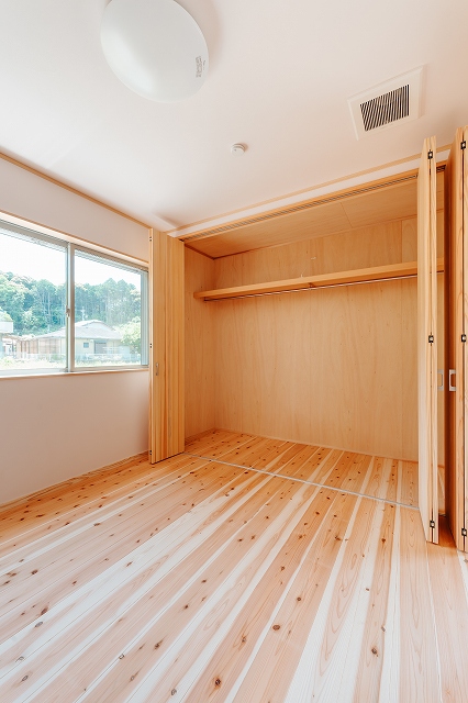 住む人にやさしい自然素材の家 | 鉄骨住宅や工場・施設なら丹波市の工務店「栄伸建設」