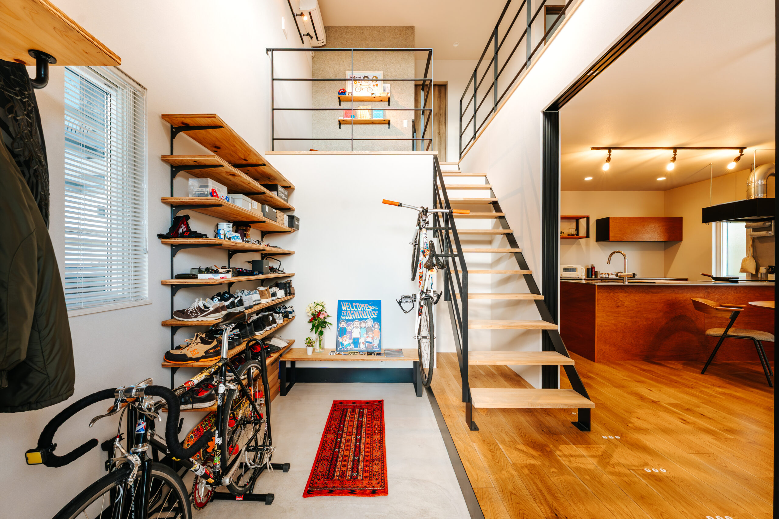 P1120612 趣味を遊び尽くす、土間と吹き抜けのある家 | 鉄骨住宅や工場・施設なら丹波市の工務店「栄伸建設」